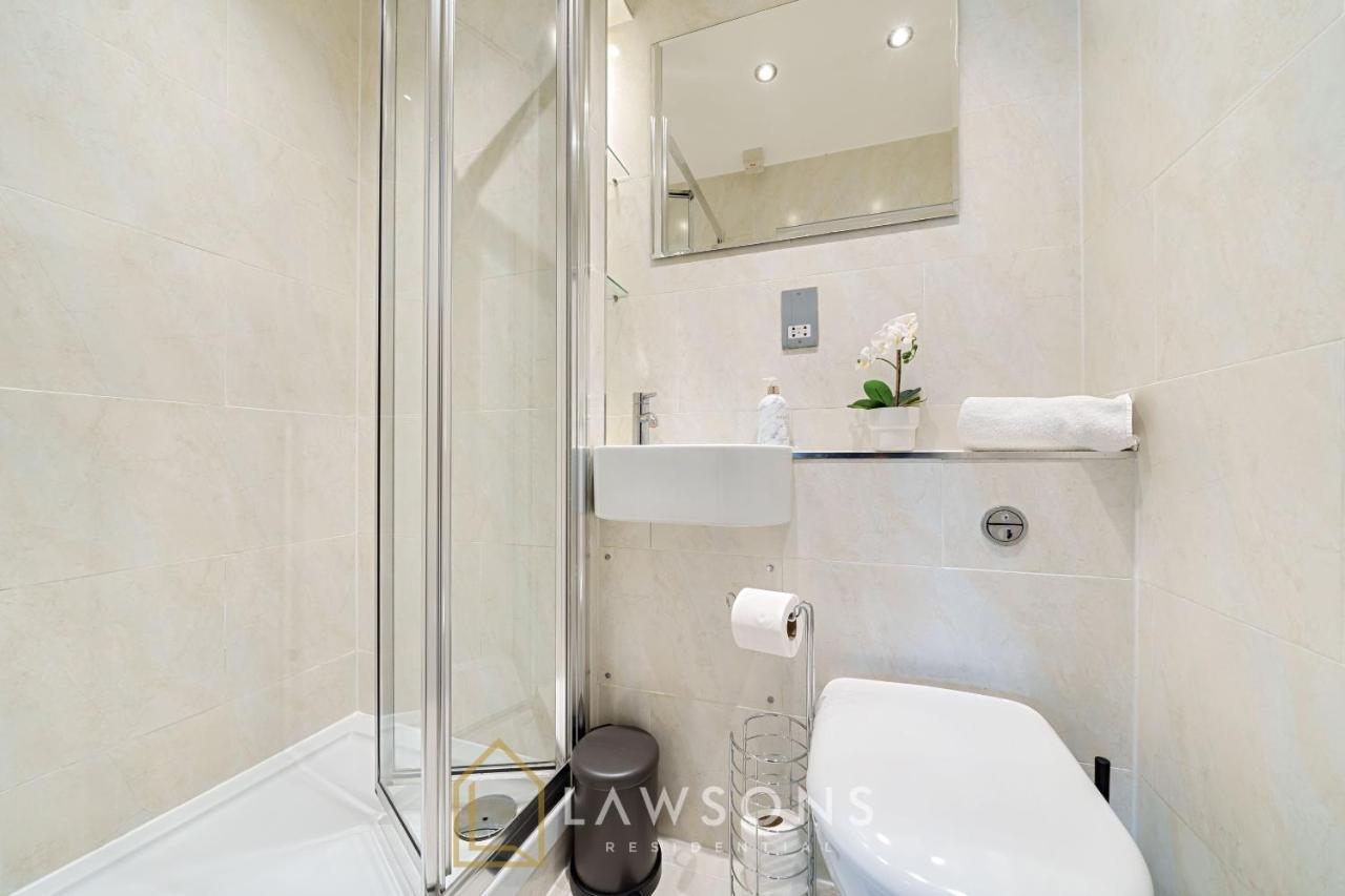 Stylish Living By Lawsons - 3 En Suites Γουίνσδορ Εξωτερικό φωτογραφία