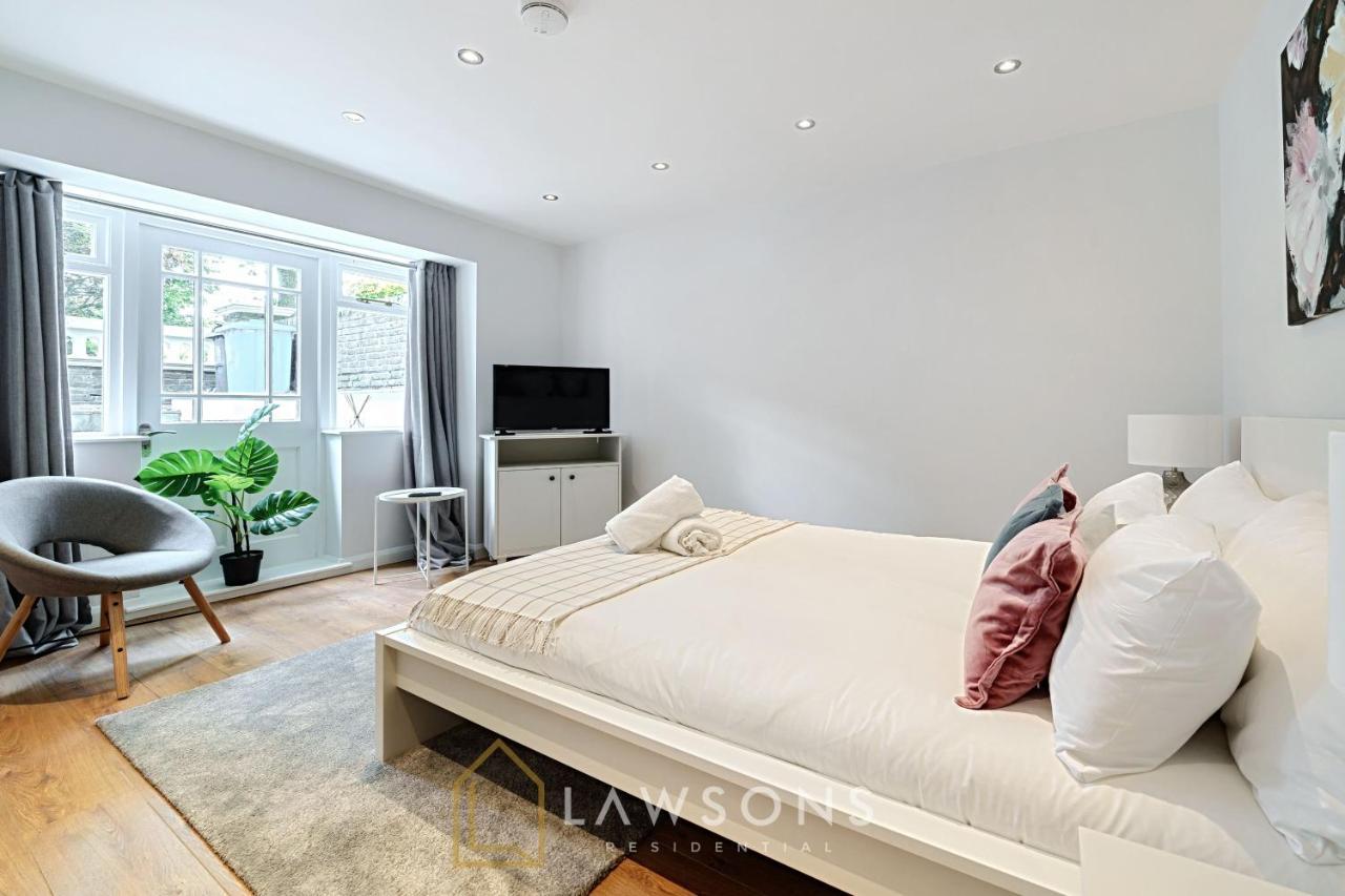 Stylish Living By Lawsons - 3 En Suites Γουίνσδορ Εξωτερικό φωτογραφία