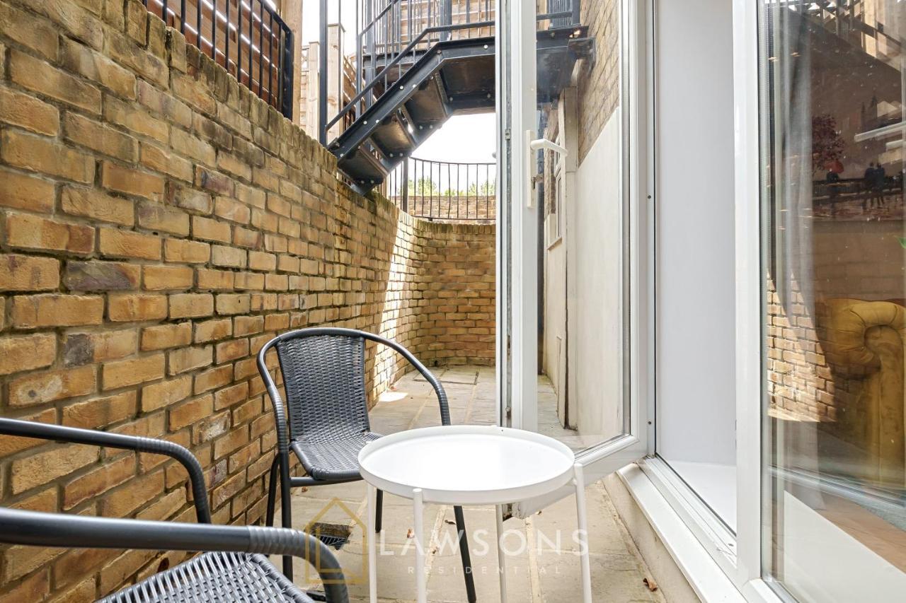 Stylish Living By Lawsons - 3 En Suites Γουίνσδορ Εξωτερικό φωτογραφία